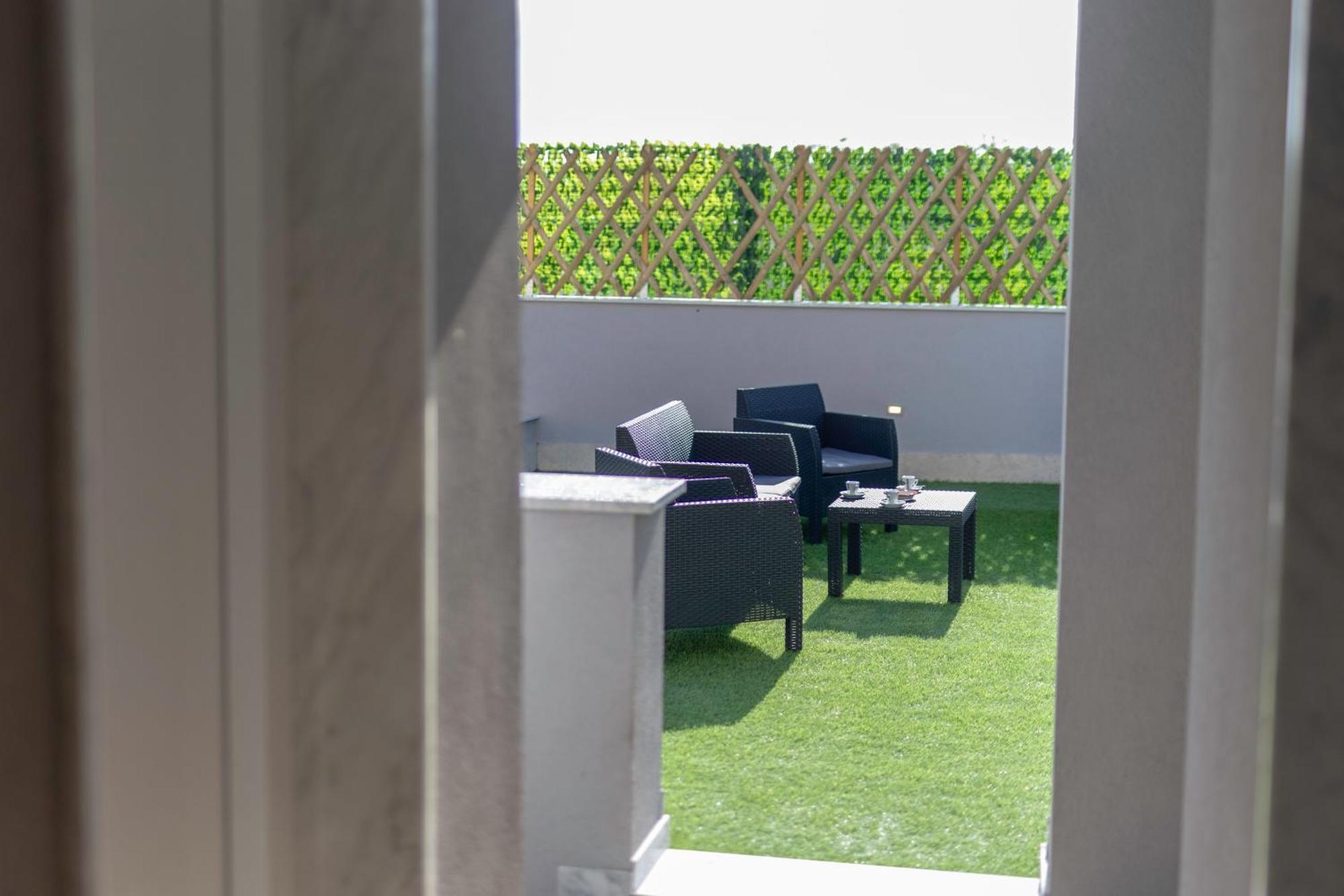Elysium 2 Hotel Mazara del Vallo Kültér fotó